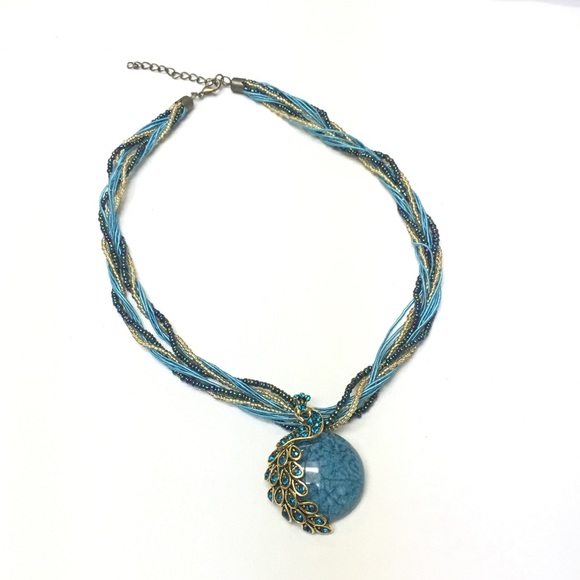 Boho Peacock Medallion Chunky Necklace - Picture 4 of 8